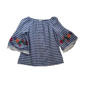 BEACHLUNCHLOUNGE Floral Embroidered Fringed Bell Sleeve Top | SZ XS